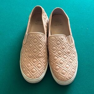 Tory Burch quilted slip on 10.5